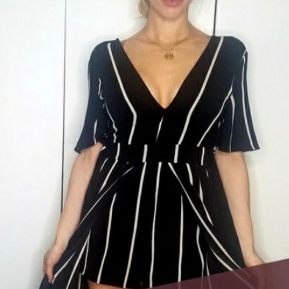 Beautiful Black/White Romper/Dress - Picture 4 of 7